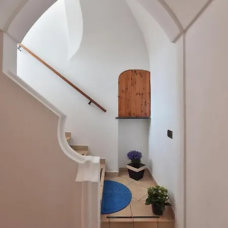 Luna Rossa Tatil Evi *