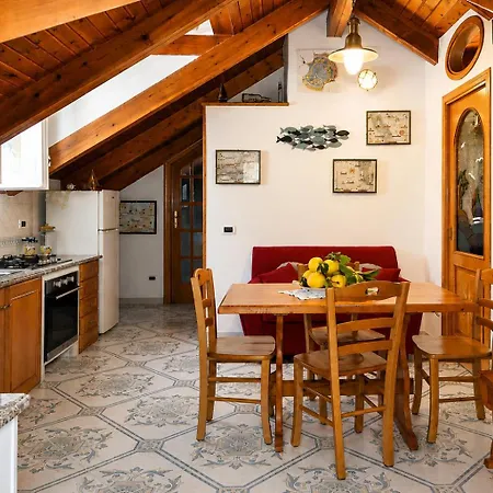 Luna Rossa Tatil Evi